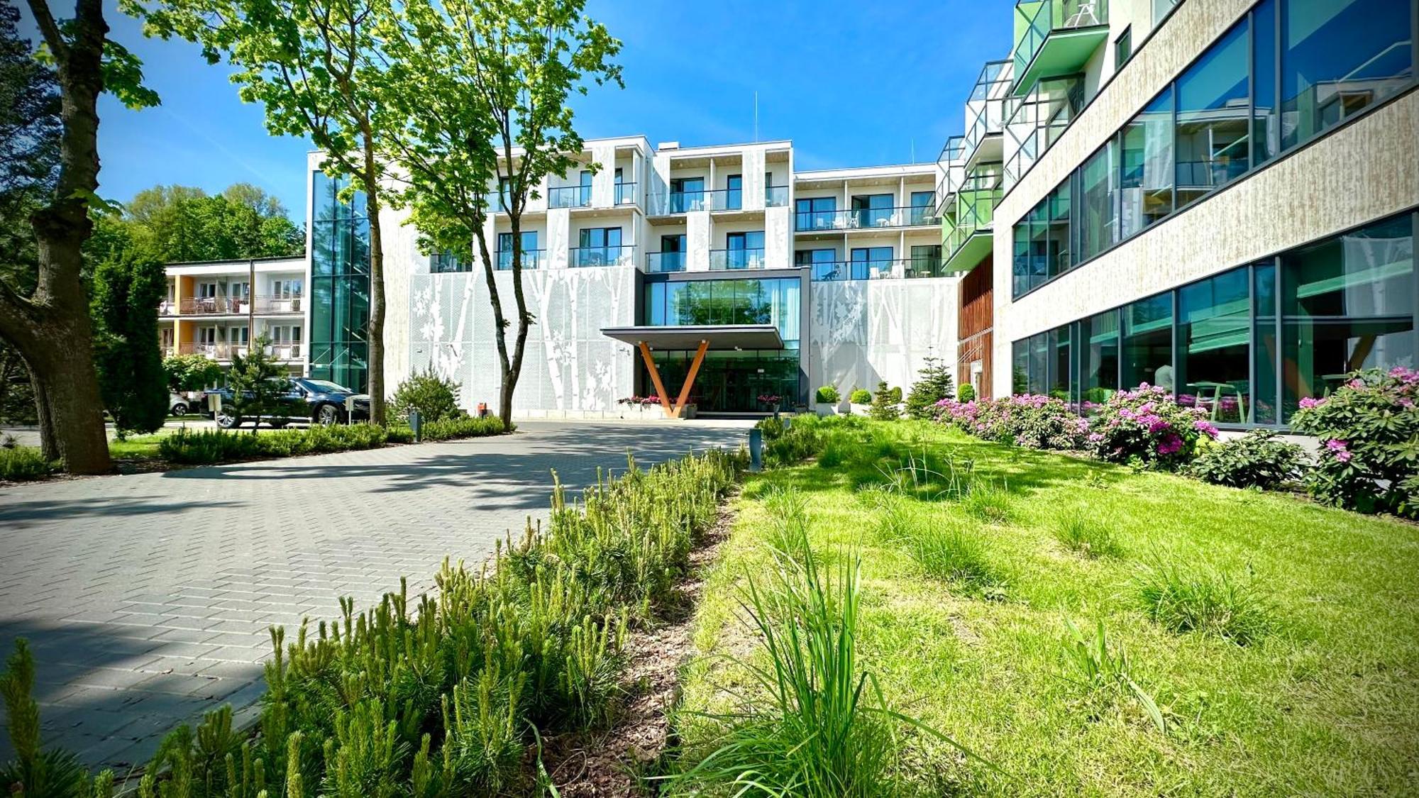 Verano Centrum Zdrowia I Relaksu โควอบเซก ภายนอก รูปภาพ